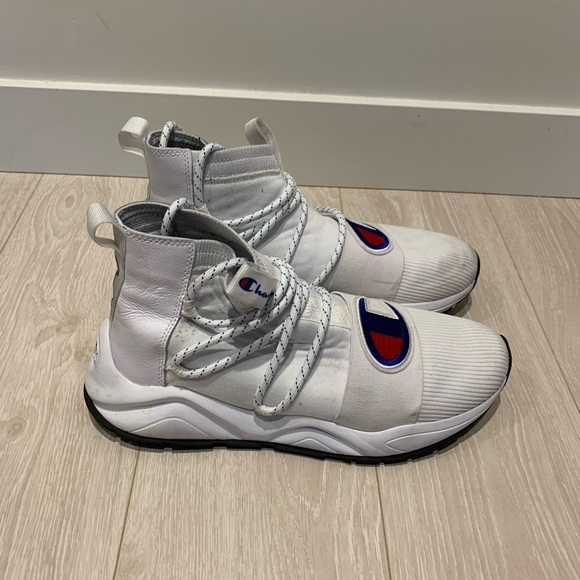 Champion white running shoes (US size 10) - Picture 4 of 9